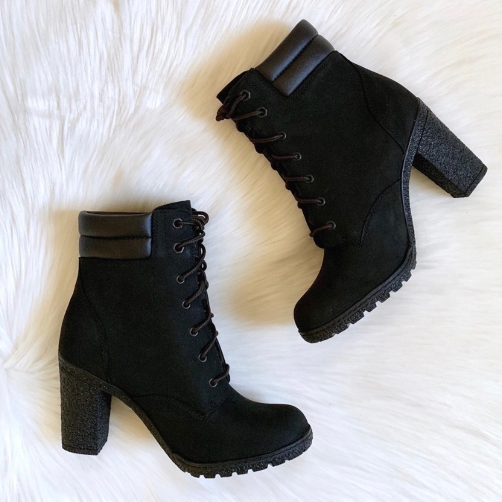 Timberland Women’s Tillston 6 Inch Black Boots - Picture 3 of 8